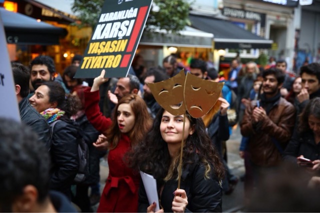 Dünya Tiyatrolar Günü yürüyüşüne davet var